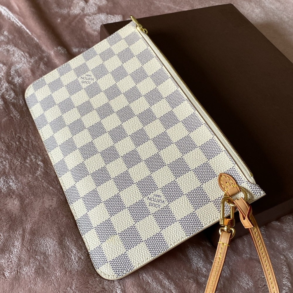 🆕 LOUIS VUITTON 🆕 AUTHENTIC ~ DAMIER AZUR ~ NEVERFULL POUCH ~ WRISTLET ~ LARGE - Picture 16 of 16